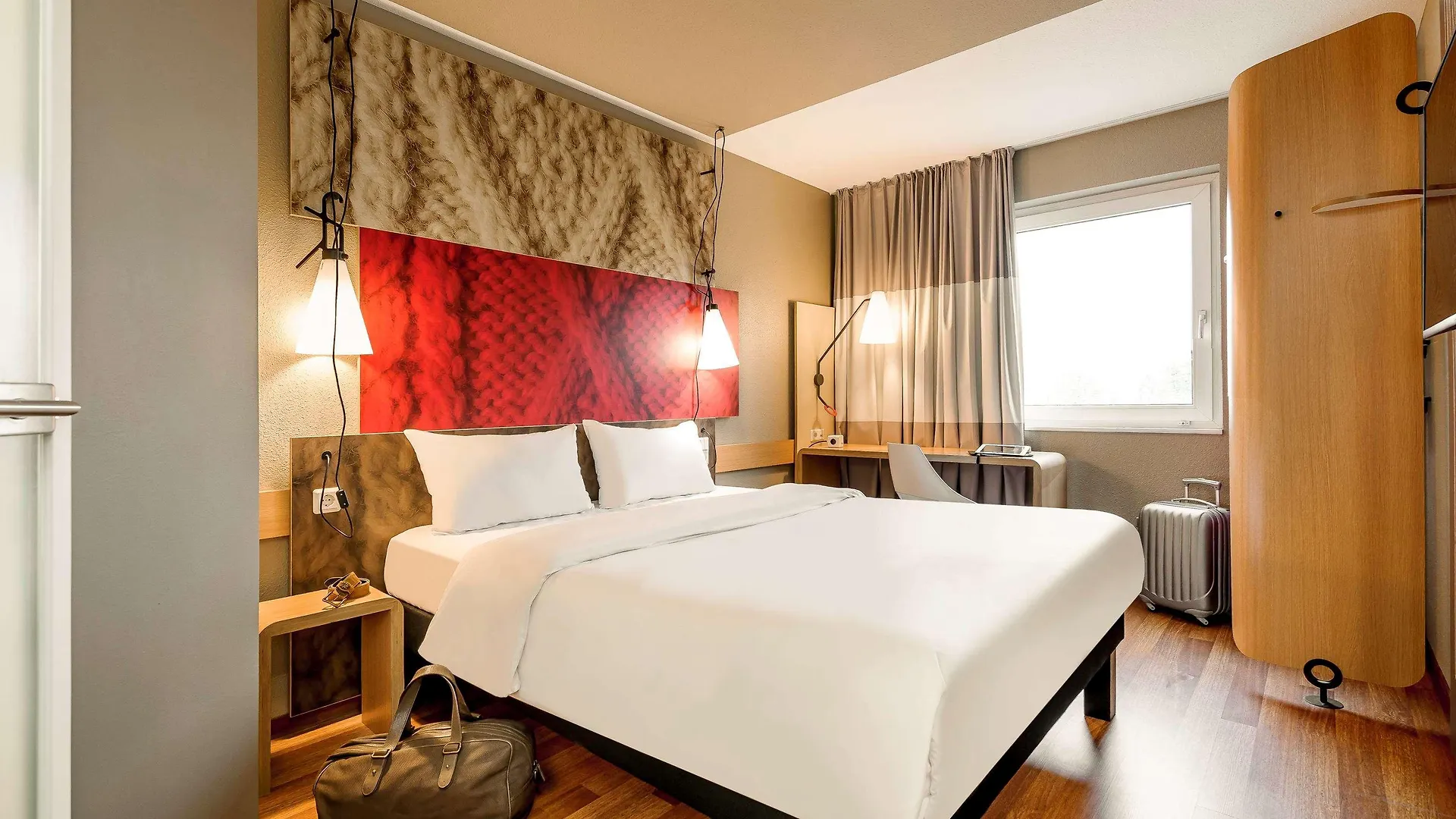 פלדקירכן Ibis Hotel Muenchen Messe 3*,  גרמניה