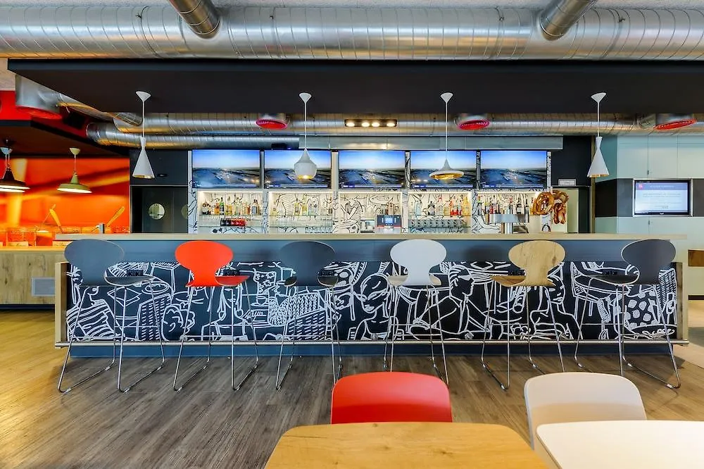 פלדקירכן Ibis Hotel Muenchen Messe