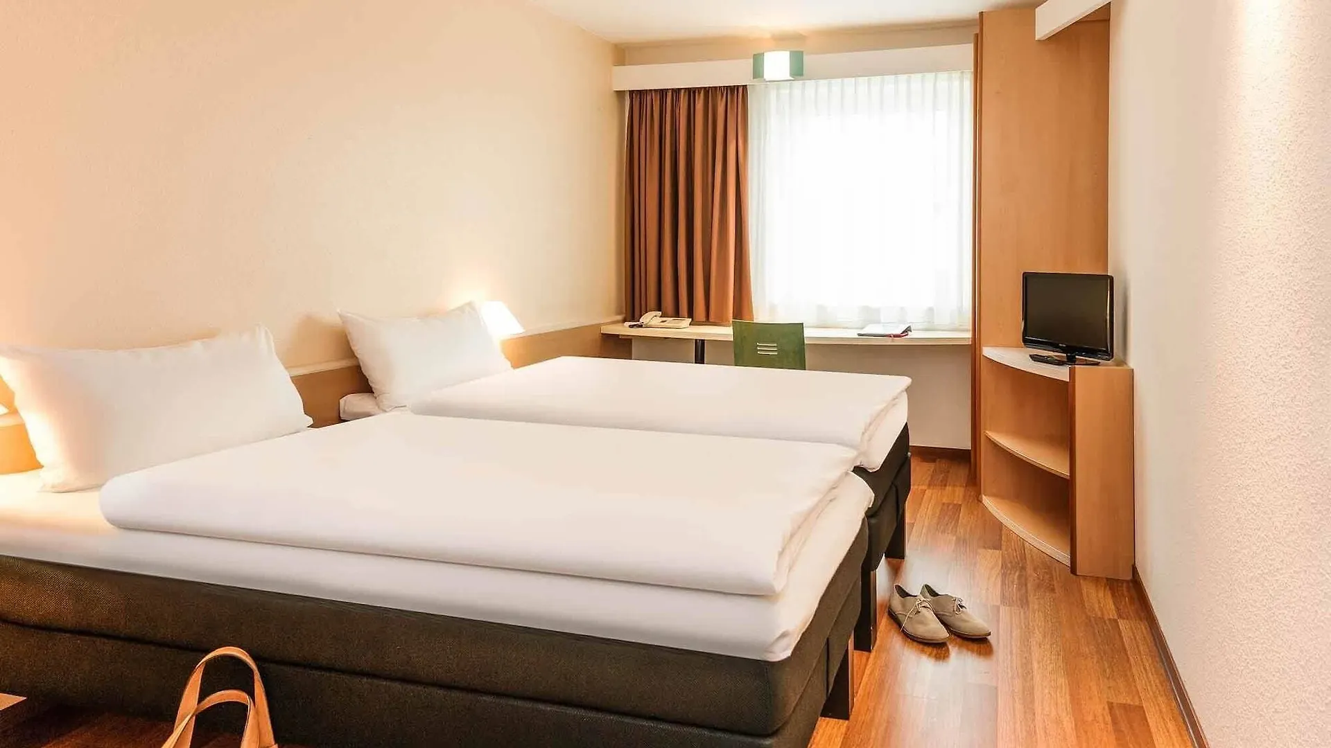 פלדקירכן Ibis Hotel Muenchen Messe